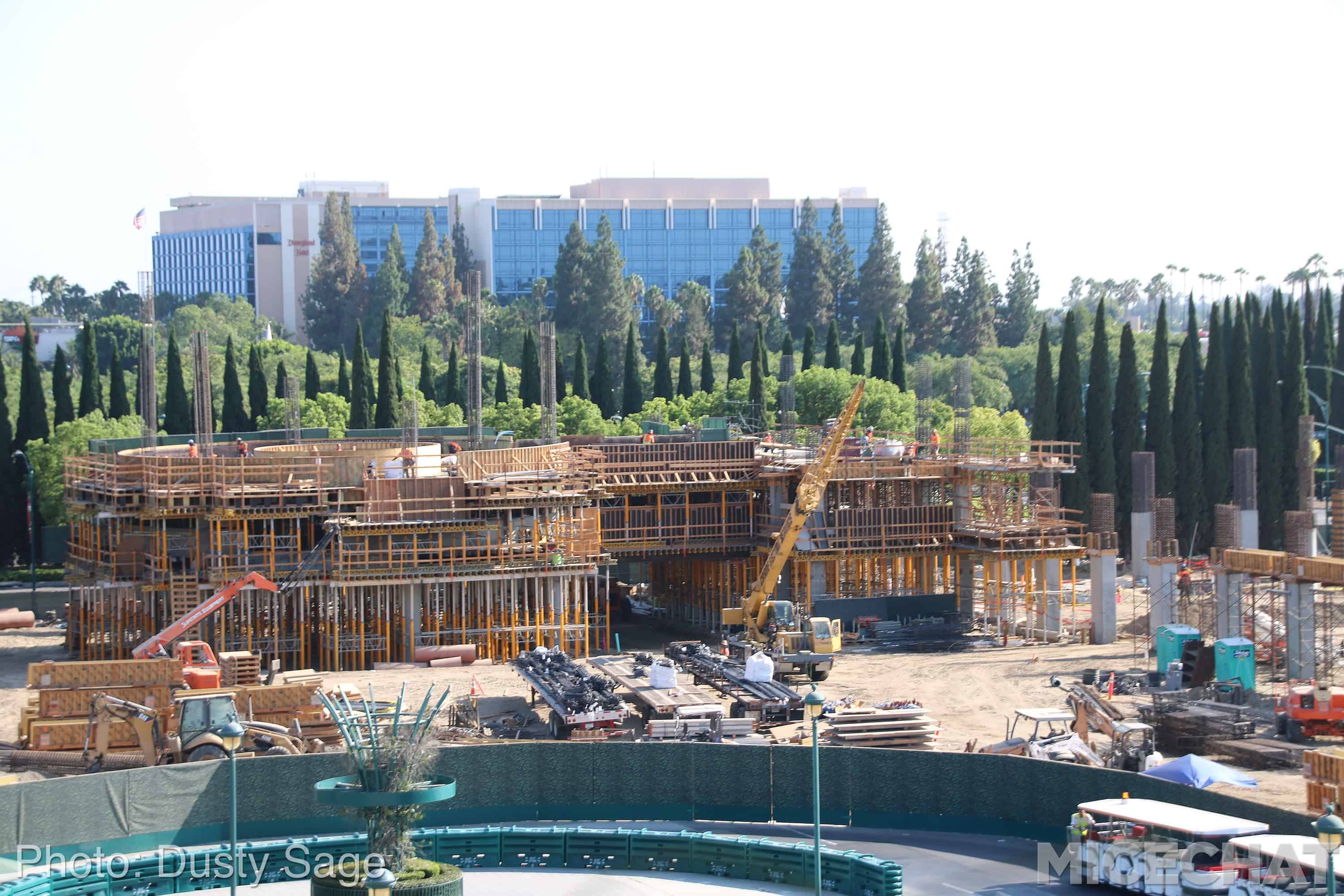 , Disneyland Update &#8211; Monorail Blues and Wall-O-Ween