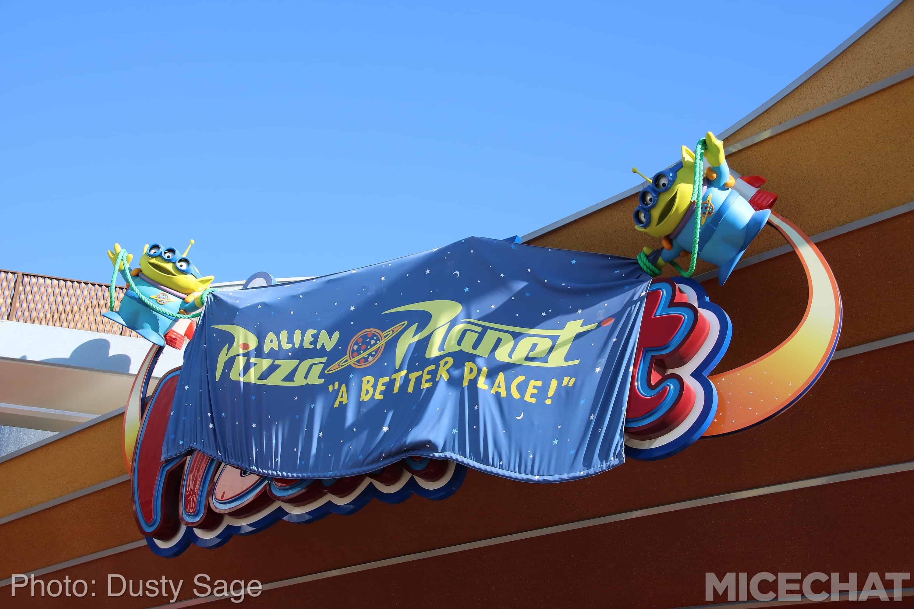 , Disneyland Update – Monorail Blues and Wall-O-Ween