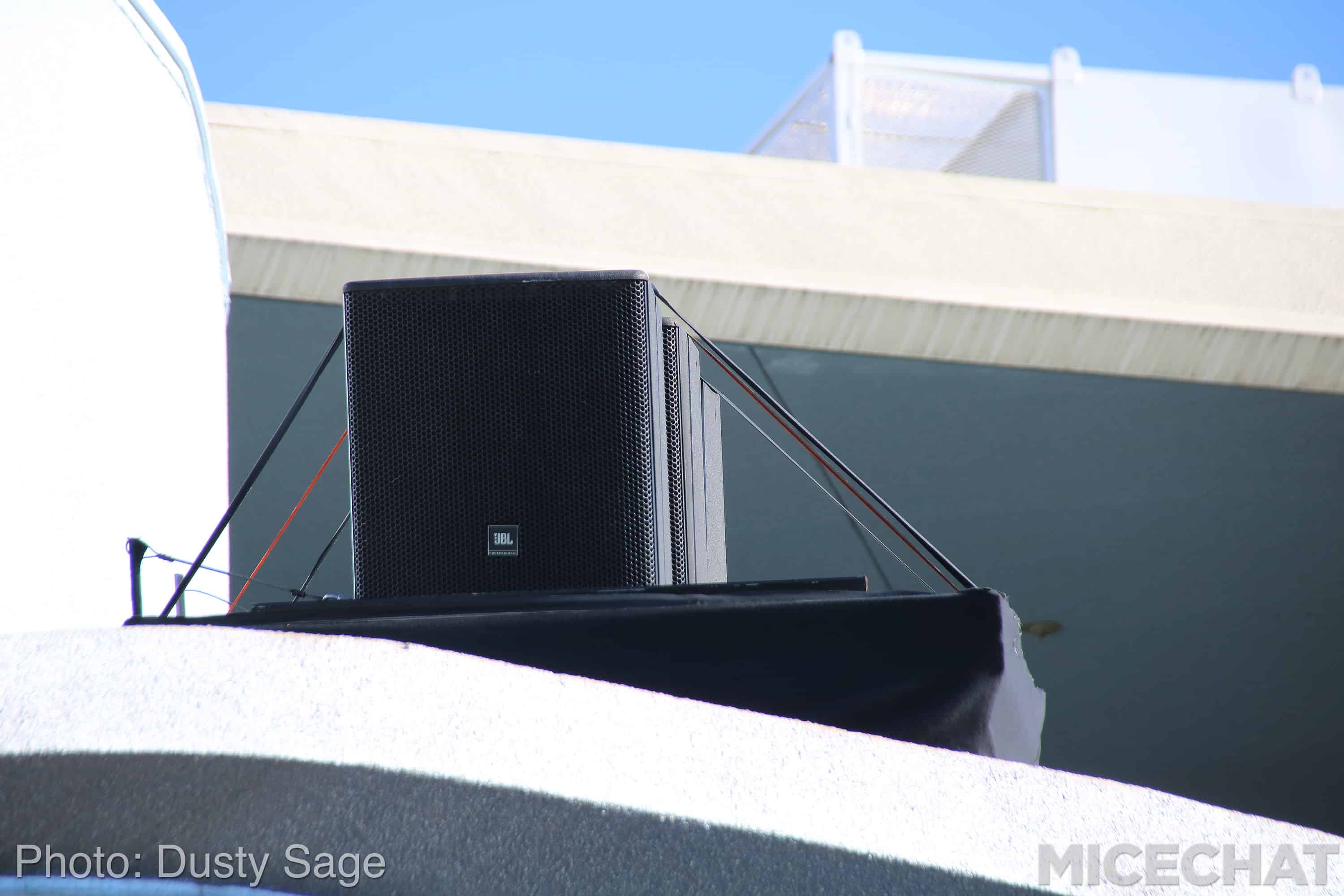 , Disneyland Update – Monorail Blues and Wall-O-Ween