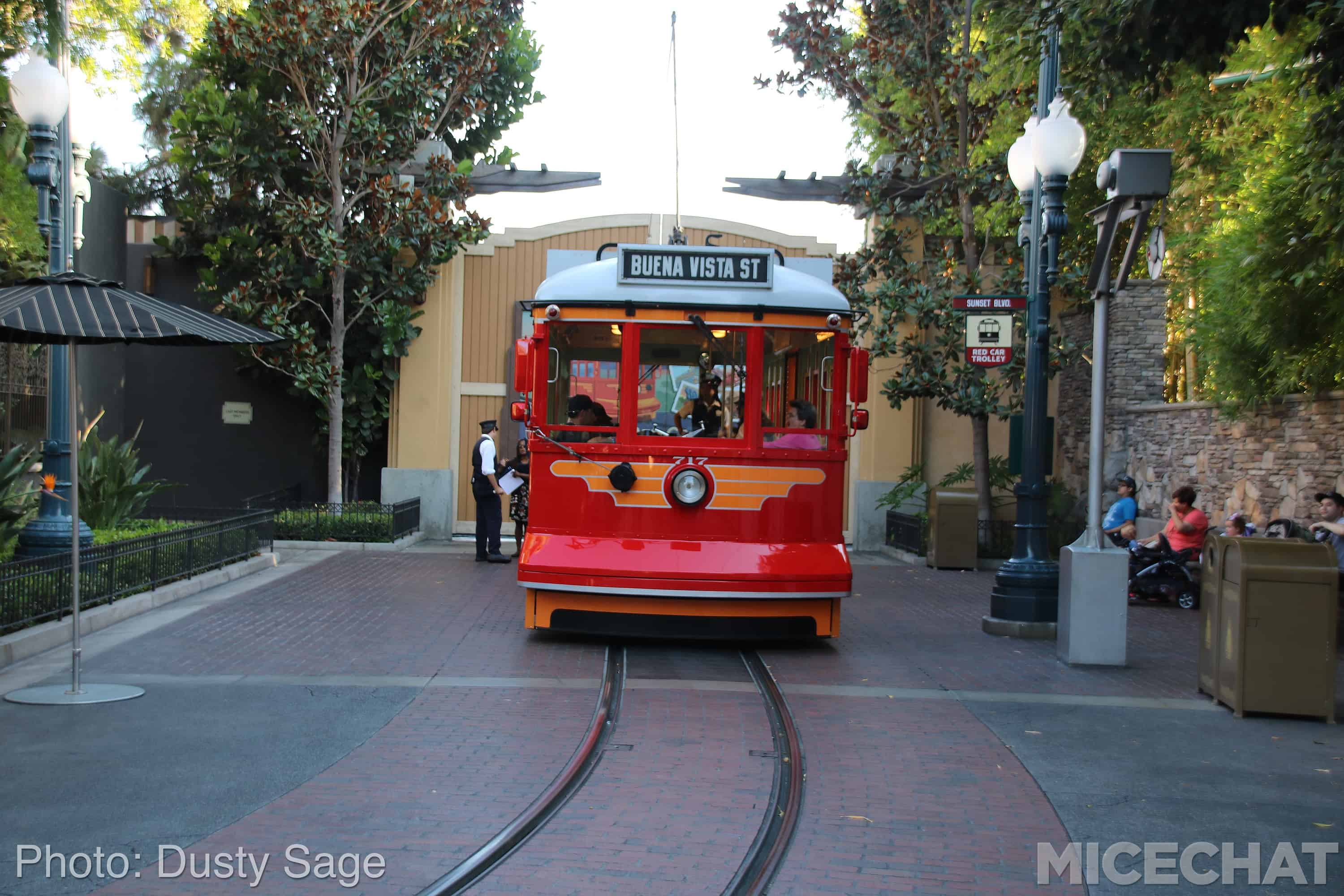 , Disneyland Update – Monorail Blues and Wall-O-Ween