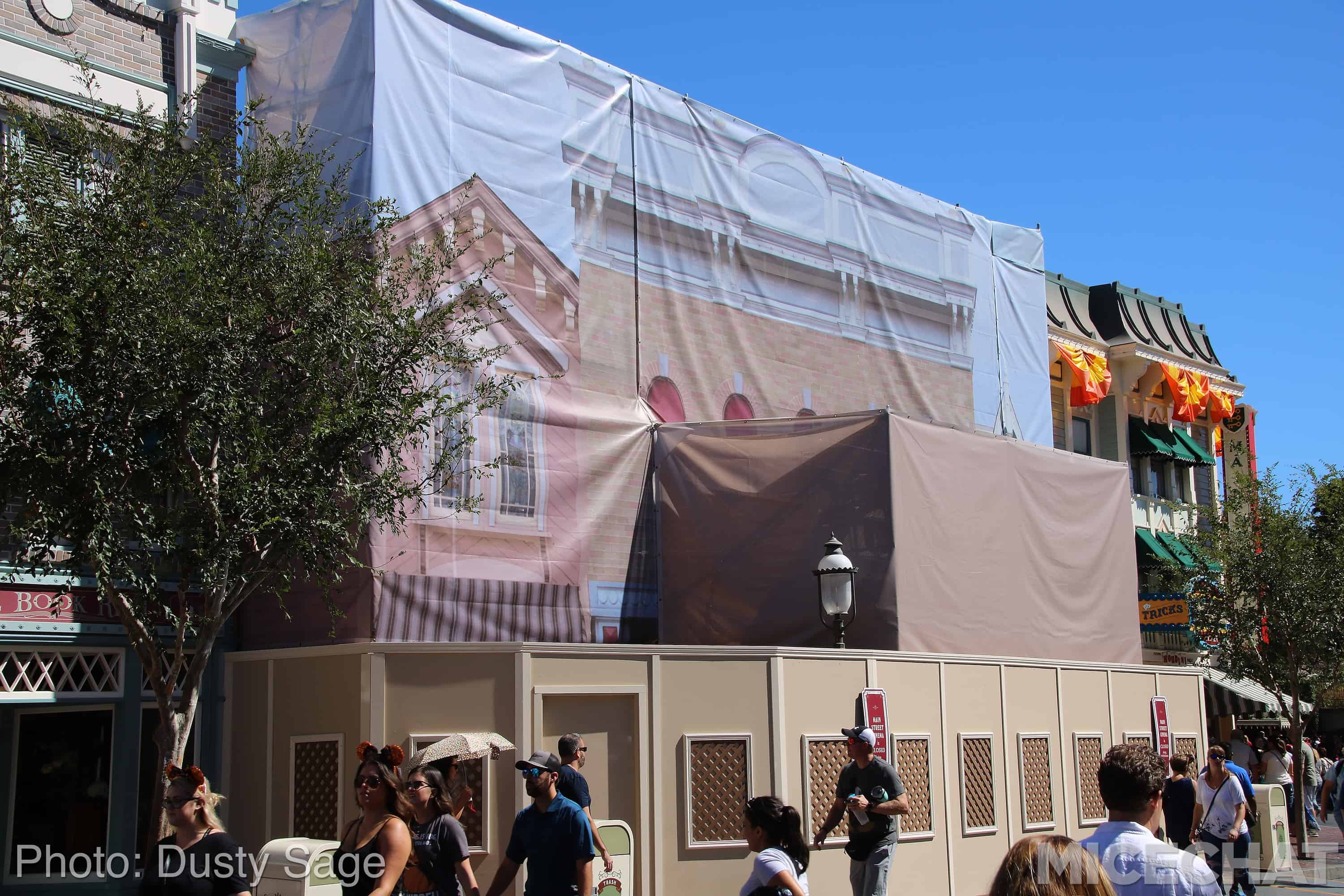 , Disneyland News and Photo Update &#8211; The Walls of Change