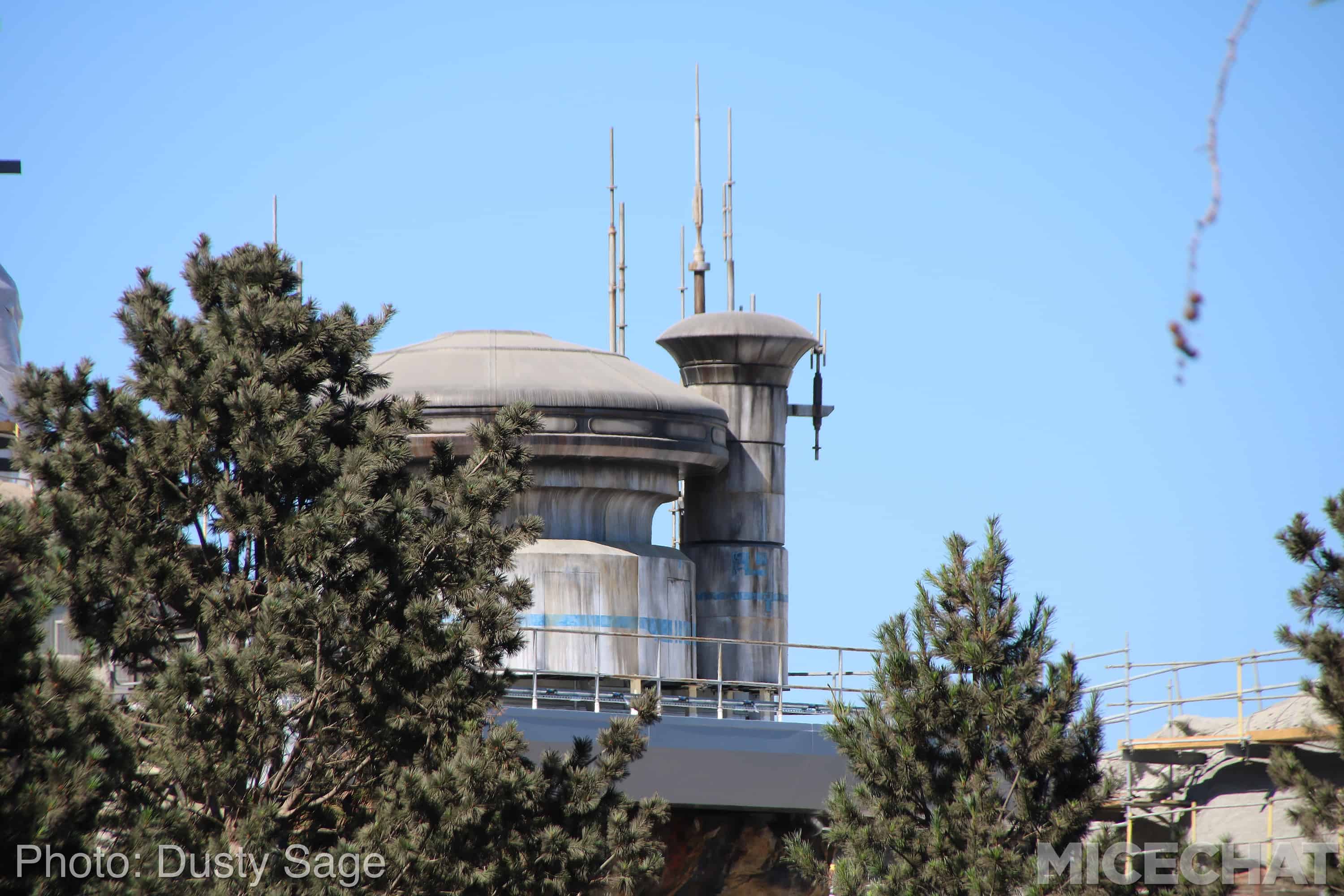, Disneyland News and Photo Update – The Walls of Change