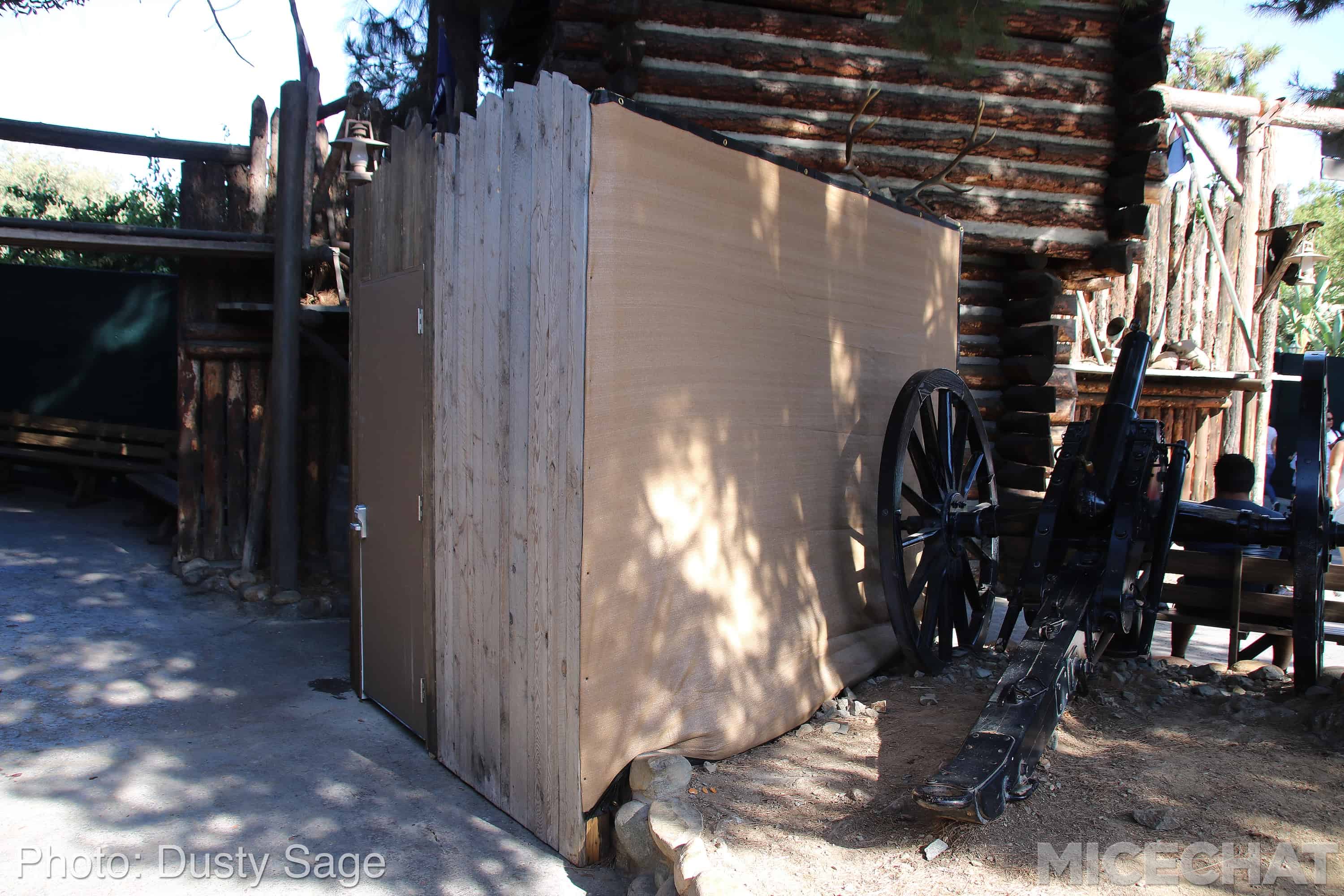 , Disneyland Update – Fall in Line