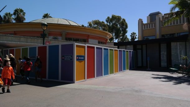 , Disneyland Photo Updates: Fall Into Construction Walls