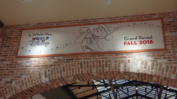 , Disneyland Photo Updates: Fall Into Construction Walls