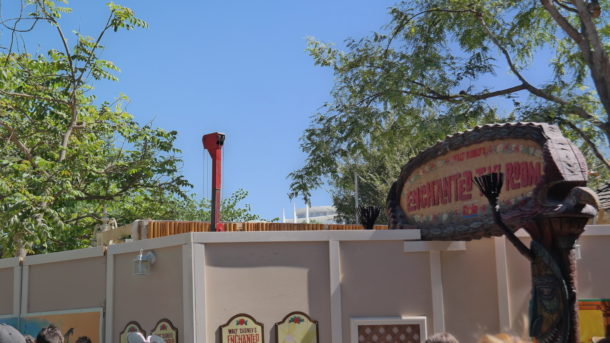 , Disneyland Photo Updates: Fall Into Construction Walls