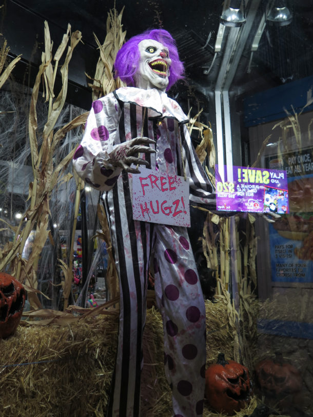 , Six Flags Discovery Kingdom Fright Fest Steps Up in 2018