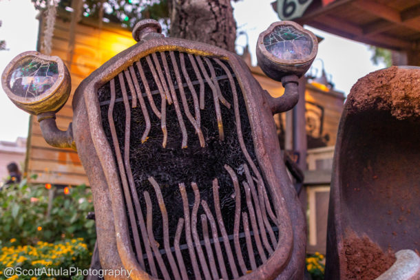 , Disneyland Update: An Elaborate Nightmare Before Christmas Overlay