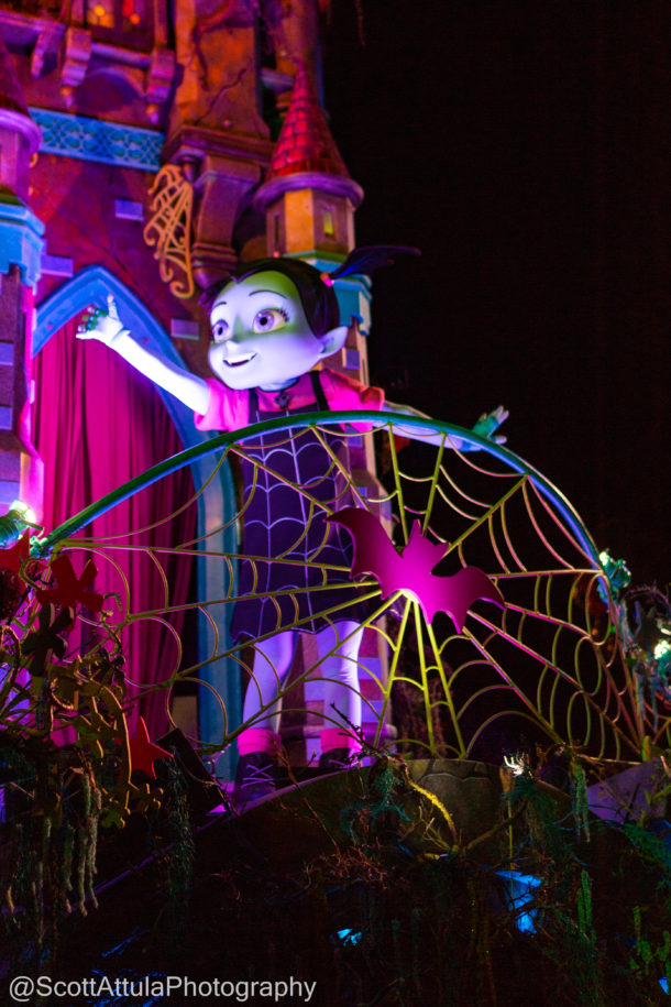 , Disneyland Update &#8211; Few Tricks, Many Treats