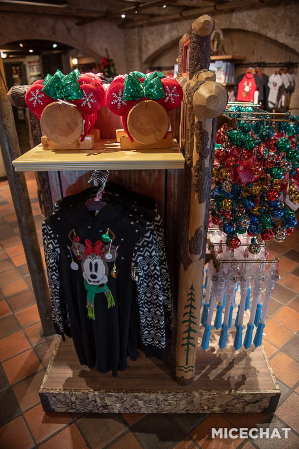 , The Holidays Begin Here at the Disneyland Resort
