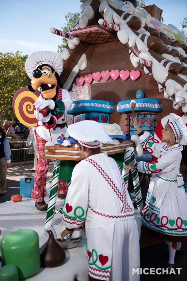 , The Holidays Begin Here at the Disneyland Resort