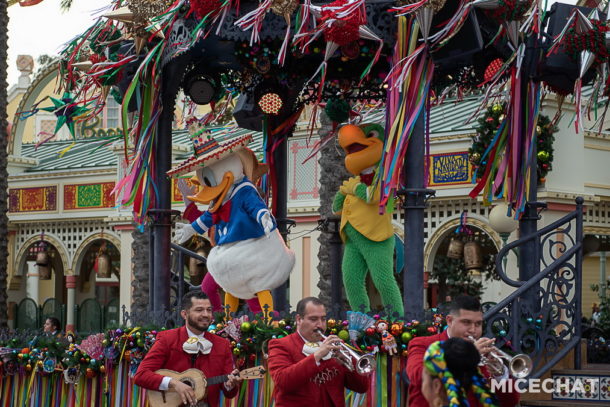 , The Holidays Begin Here at the Disneyland Resort