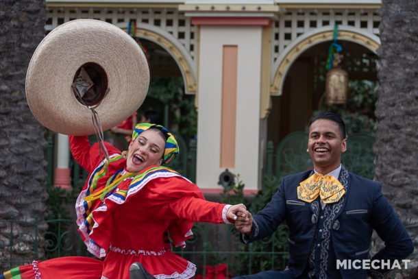 , The Holidays Begin Here at the Disneyland Resort