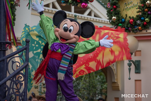 , The Holidays Begin Here at the Disneyland Resort