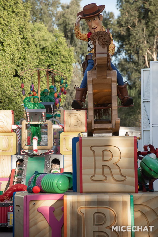 , The Holidays Begin Here at the Disneyland Resort