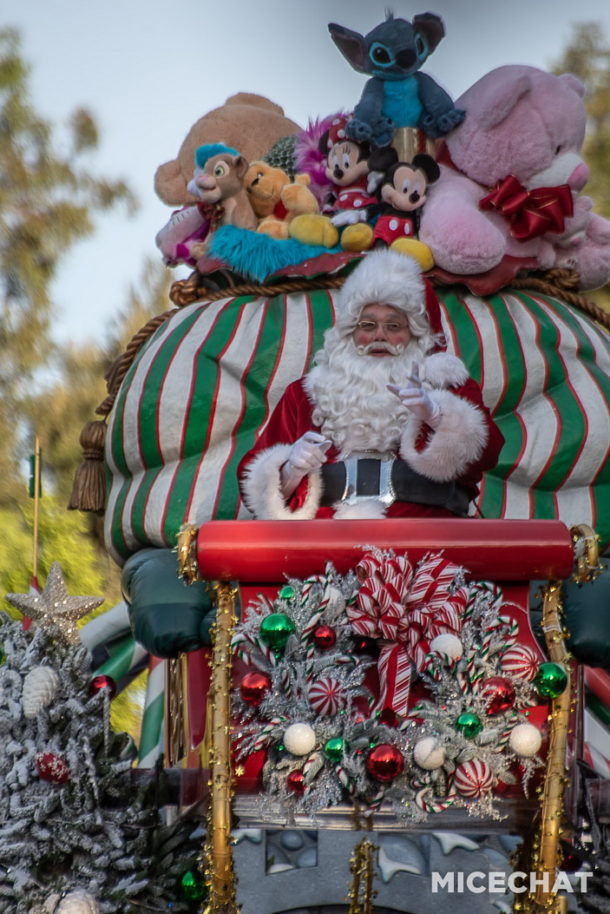 , The Holidays Begin Here at the Disneyland Resort