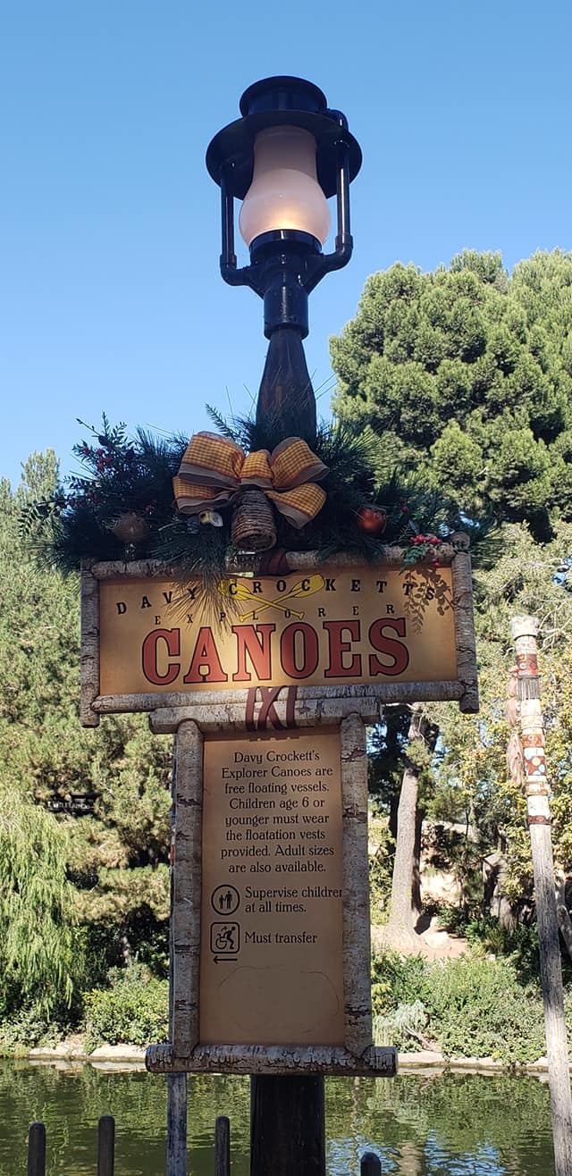 , Disneyland Resort Update: Christmas and Projects About to Unwrap