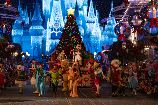 , The Two Best Walt Disney World Parks for Christmas