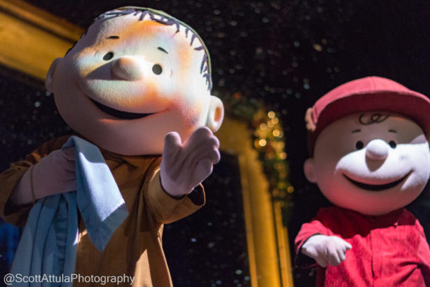, A Knott’s Merry Farm Very Berry Christmas