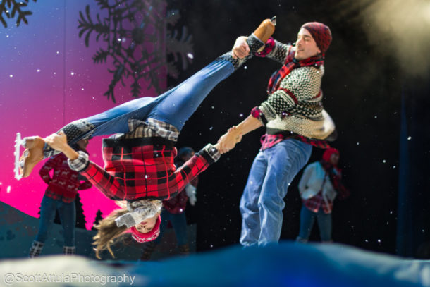 , A Knott’s Merry Farm Very Berry Christmas