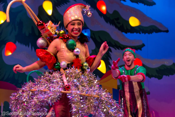 , A Knott’s Merry Farm Very Berry Christmas
