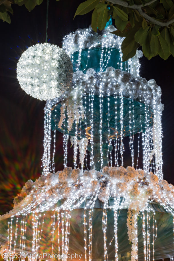 , A Knott’s Merry Farm Very Berry Christmas