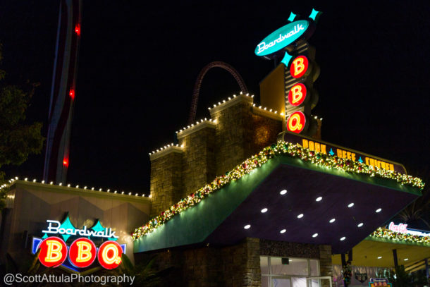 , A Knott’s Merry Farm Very Berry Christmas