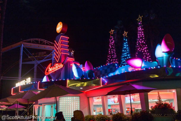 , A Knott’s Merry Farm Very Berry Christmas