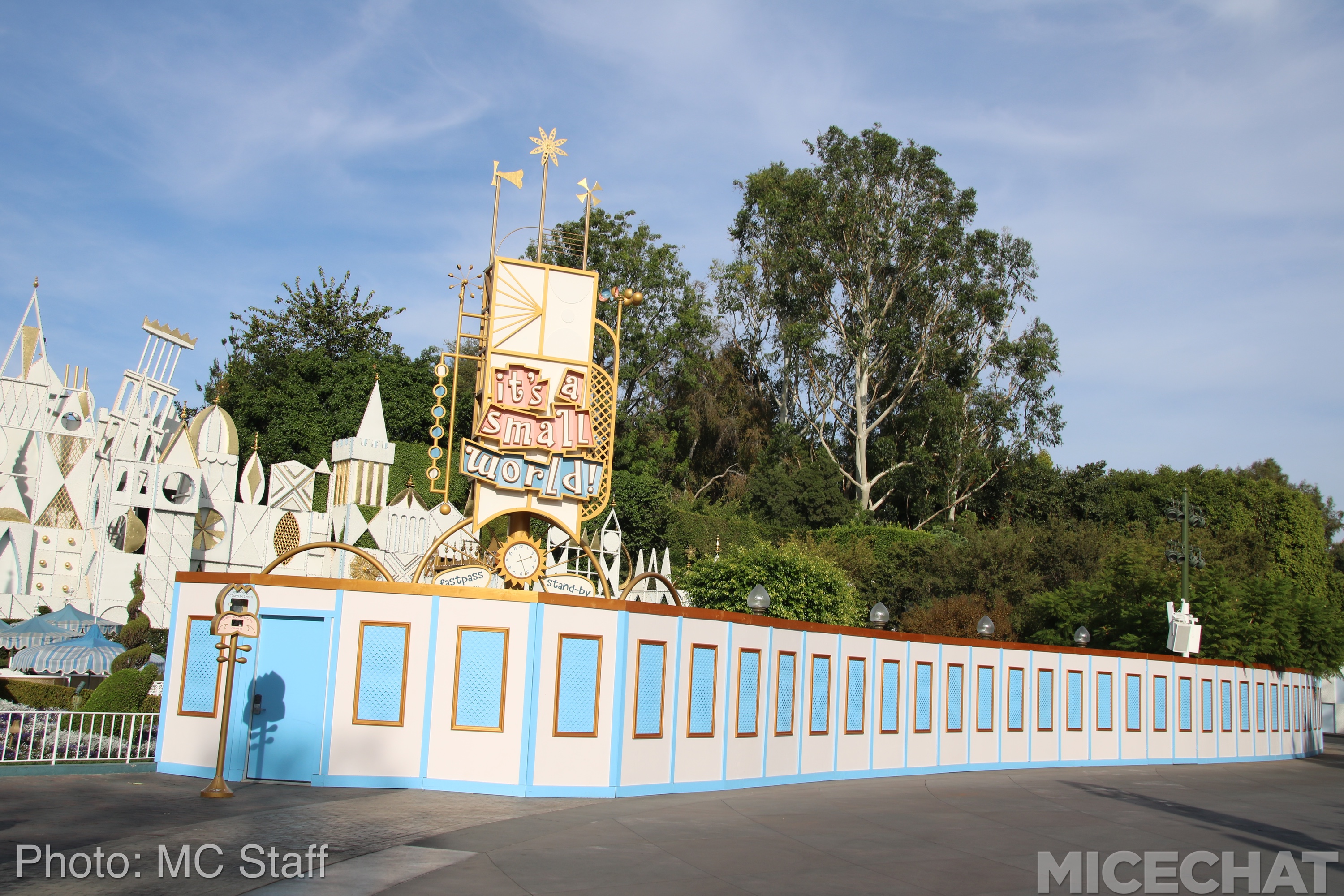 , Disneyland Resort Update: Christmas and Projects About to Unwrap