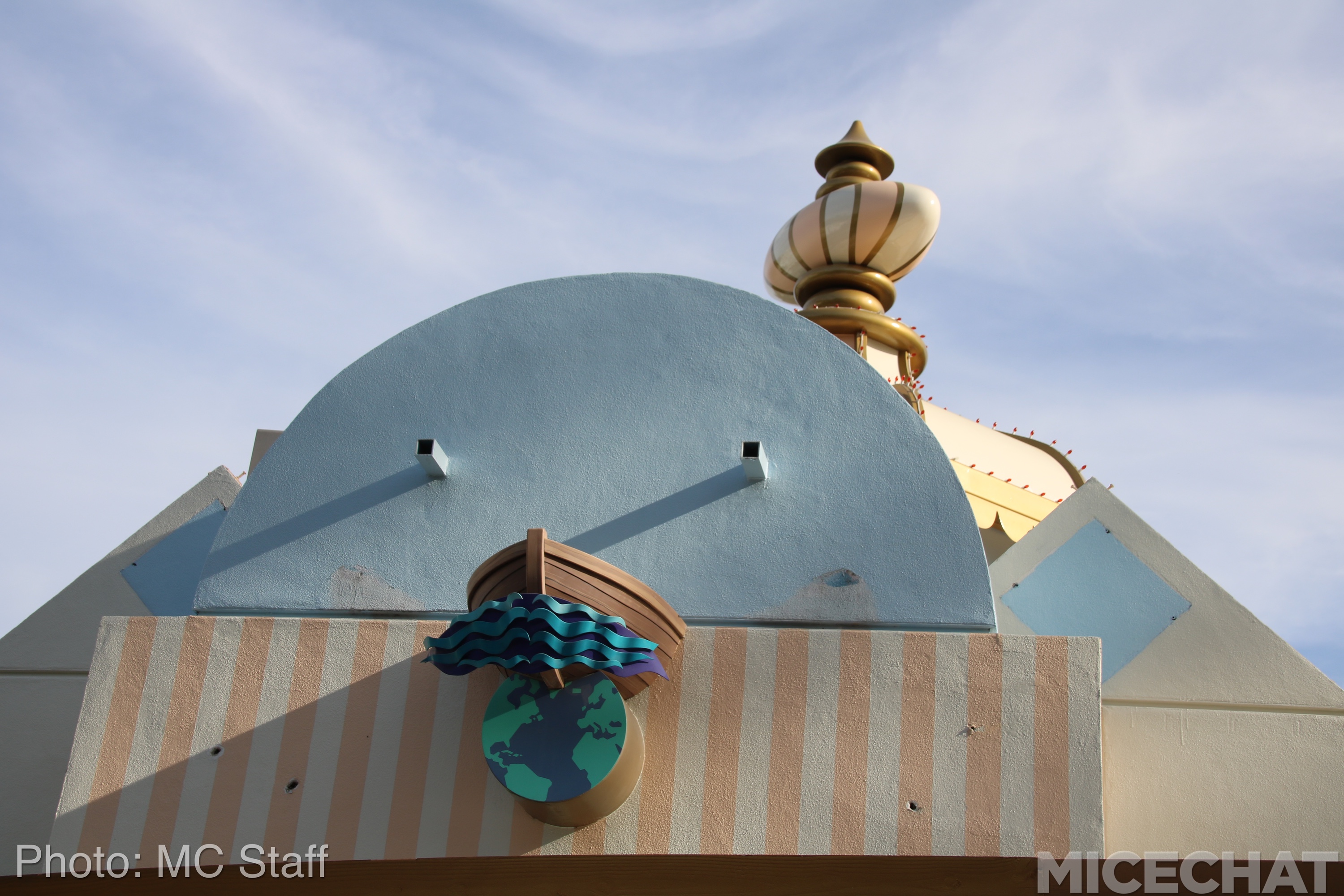 , Disneyland Resort Update: Christmas and Projects About to Unwrap