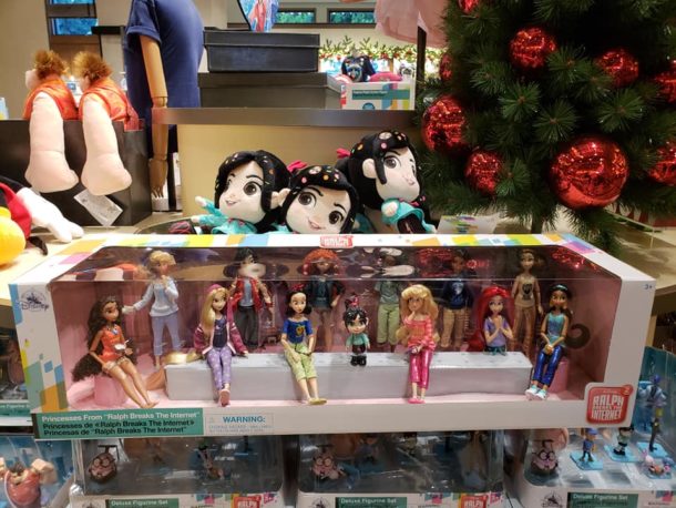 , Disneyland Update – Ralph Wrecks Christmas