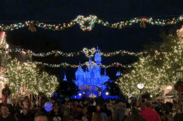 , Disneyland Update – Ralph Wrecks Christmas
