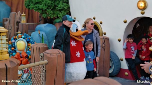 , Disneyland Update: The Year Disneyland Almost Killed Santa