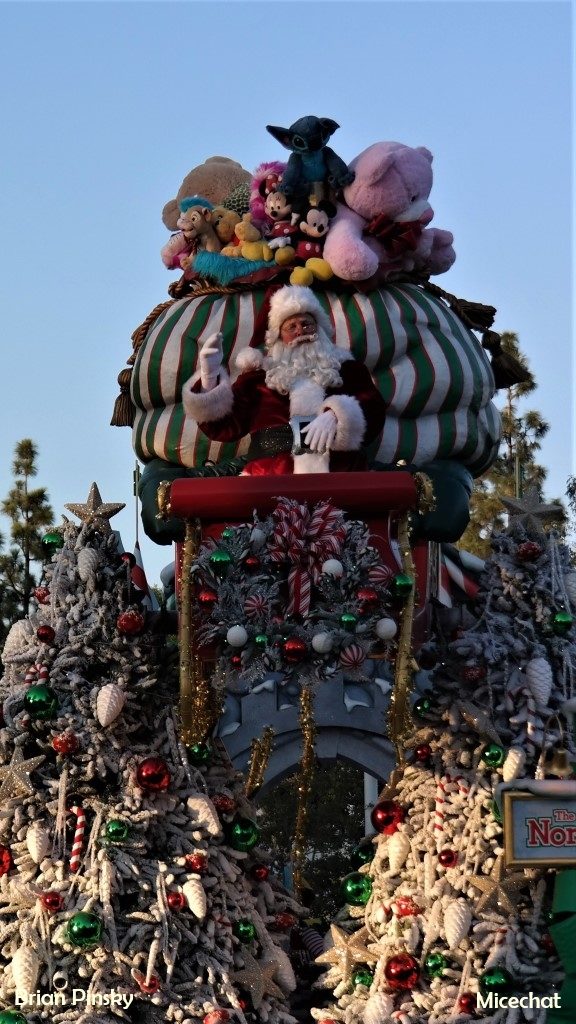 , Disneyland Update: The Year Disneyland Almost Killed Santa