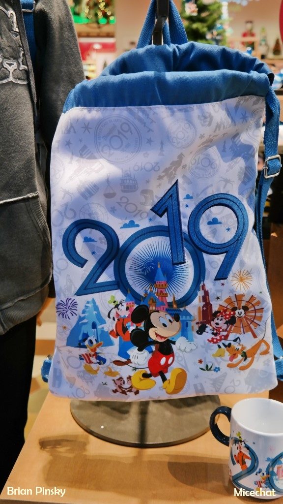 , Disneyland Update: The Year Disneyland Almost Killed Santa