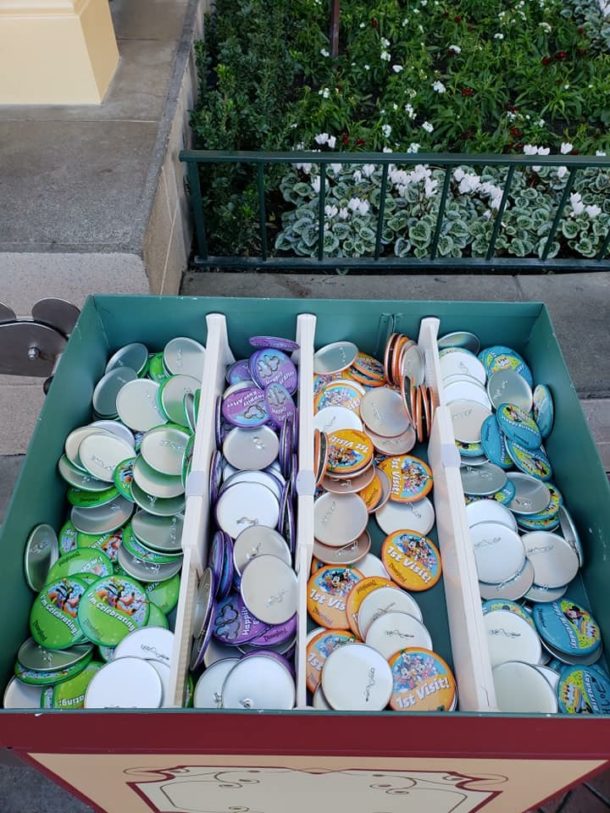 , Disneyland Update – Holiday Surprises