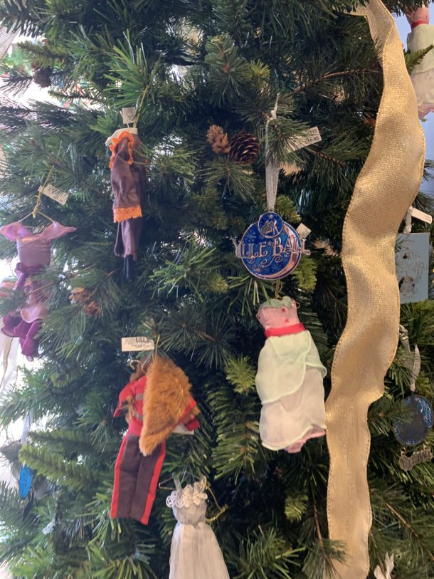 , Holiday Magic at The Wizarding World in Hollywood