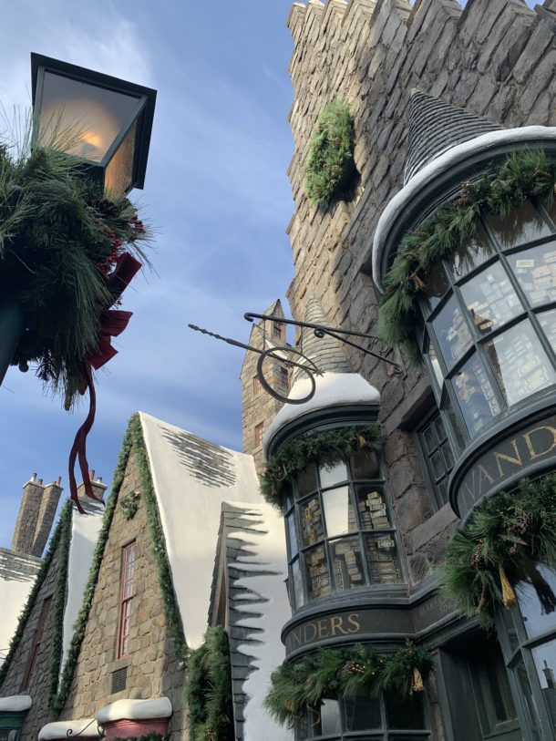 , Holiday Magic at The Wizarding World in Hollywood