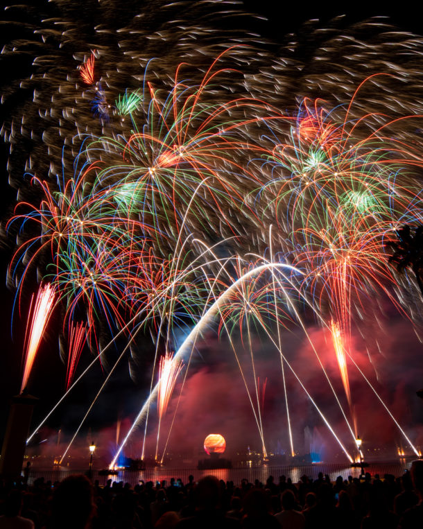 , Dateline Disney World – Epcot and Hollywood Studios for the Holidays