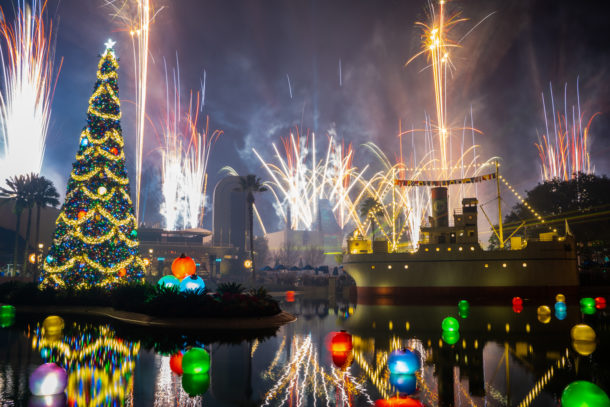 , Dateline Disney World – Epcot and Hollywood Studios for the Holidays