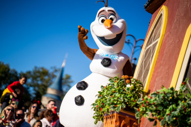 , Dateline Disney World – Holiday Echo