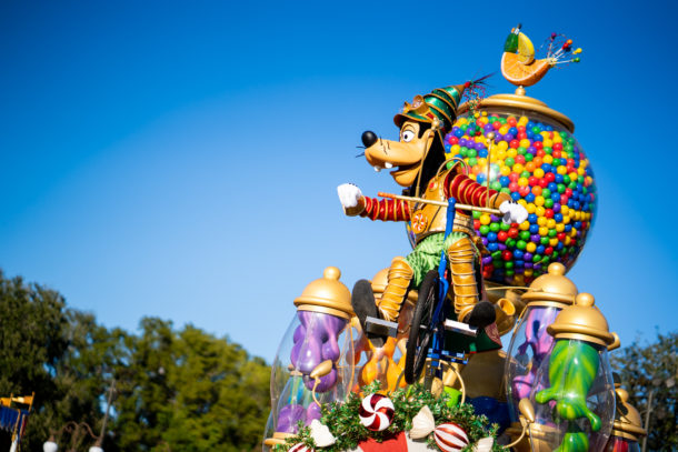 , Dateline Disney World – Holiday Echo