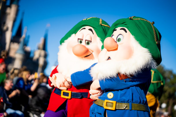 , Dateline Disney World &#8211; Holiday Echo