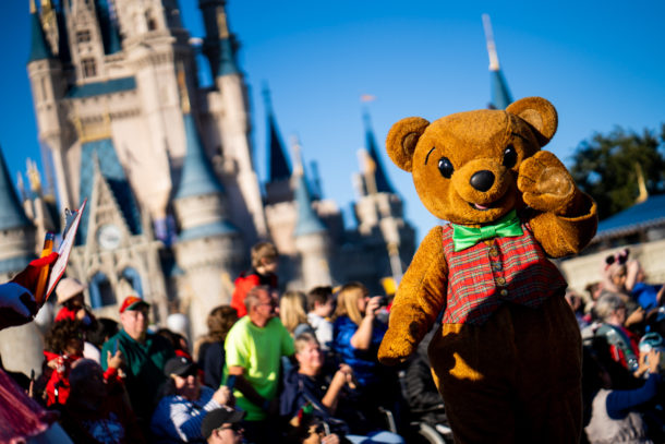 , Dateline Disney World – Holiday Echo