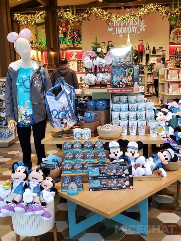 , Disneyland Update: The Year Disneyland Almost Killed Santa
