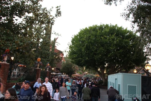 , Disneyland Update – Holiday Surprises