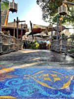 Disneyland-Tropical-Hideaway-Entry