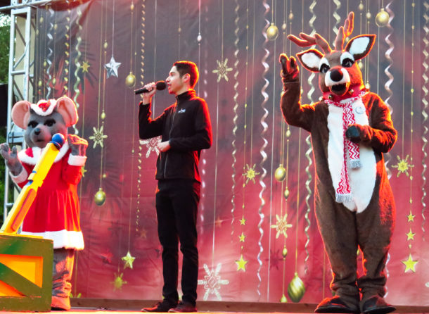 , S’more Fun at Six Flags Discovery Kingdom Holiday in the Park