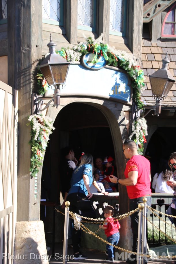 , Disneyland Update – Merry Chris-mas