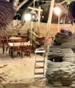 Tropical-Hideaway-Table
